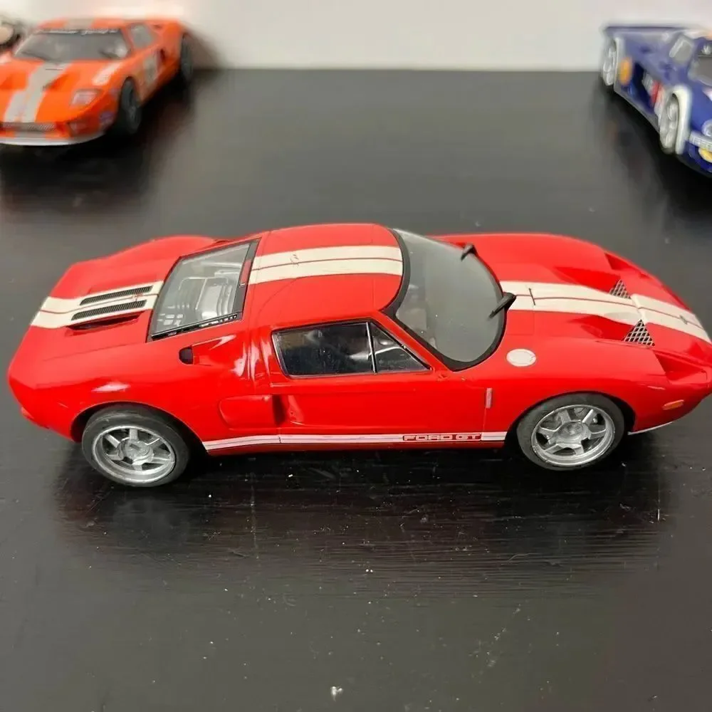 Scalextric 1:32 scale plastic slot cars